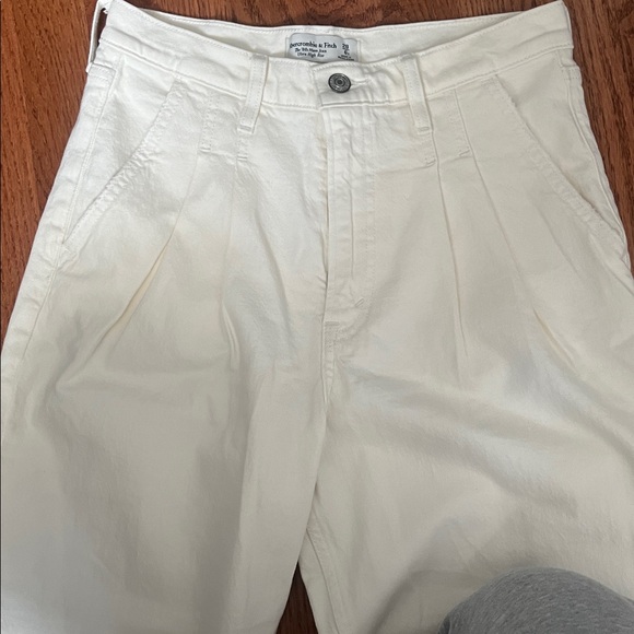 NWOT 80s mom jeans - Picture 3 of 4